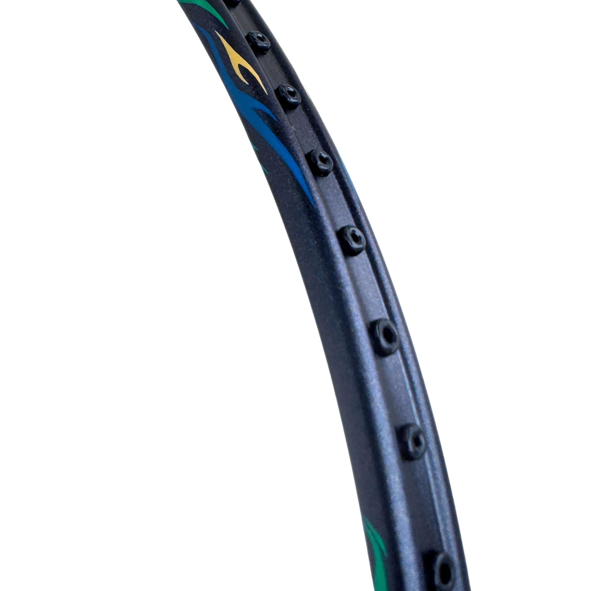 Li-Ning AXForce 100 II badmintonketcher